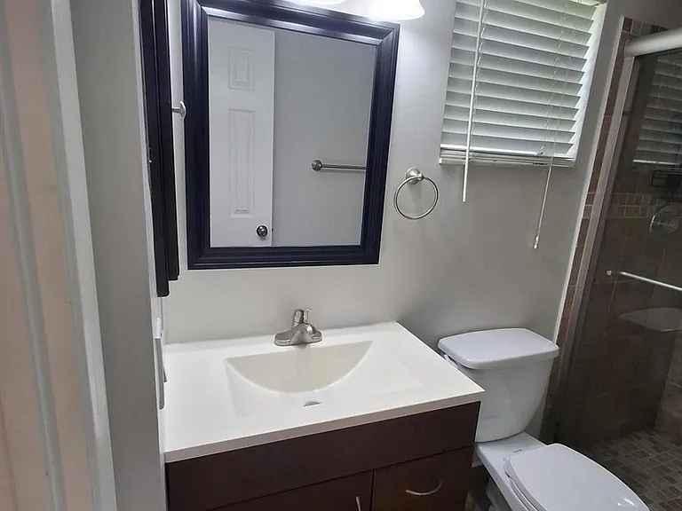 S Palm Aire Dr — Photo 16