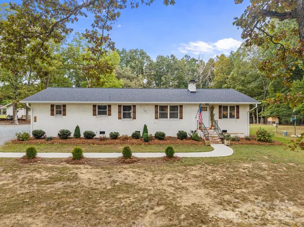 1813 Doster Rd, Monroe, NC 28112