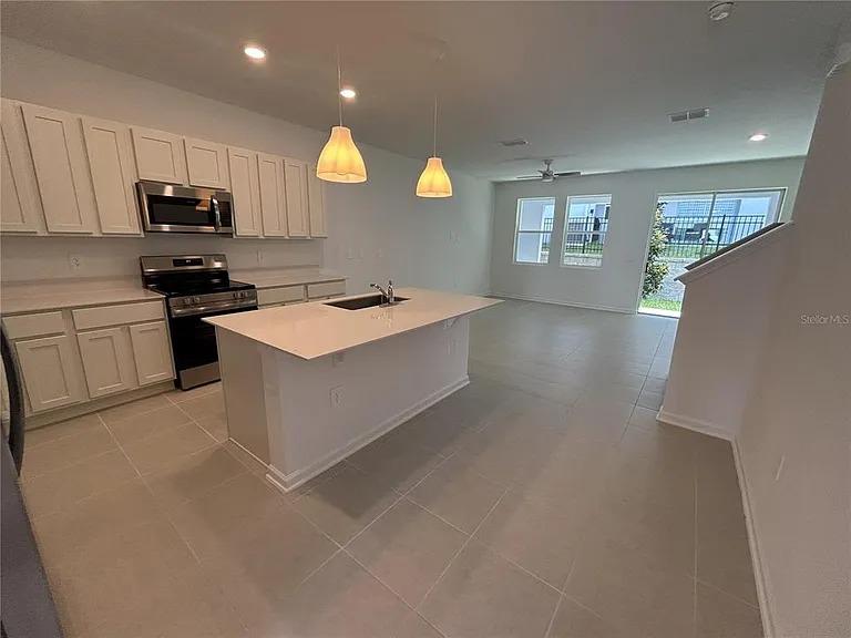 3123 Kurtz Ter — Photo 5