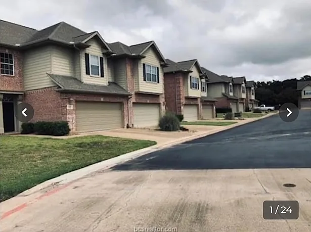 1425 W Villa Maria Rd #1001