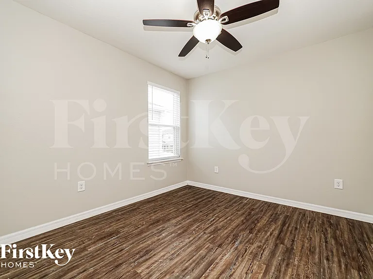 12221 Blue Pacific Dr — Photo 13