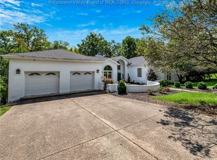 121 E Ridge Rd, Charleston, WV 25314