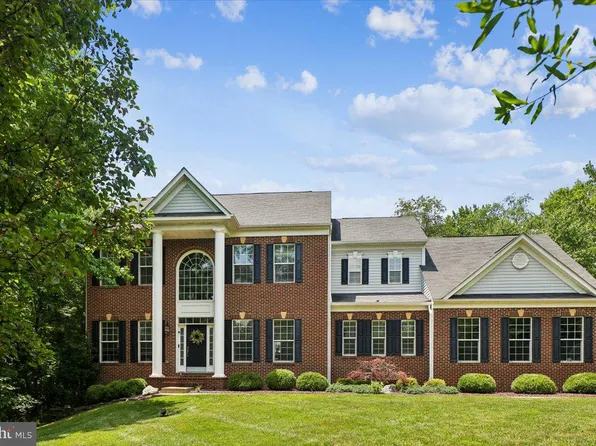 2715 Pumpkin St, Clinton, MD 20735