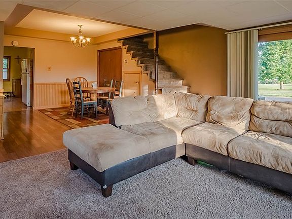 3rd image of 212677 County Road M