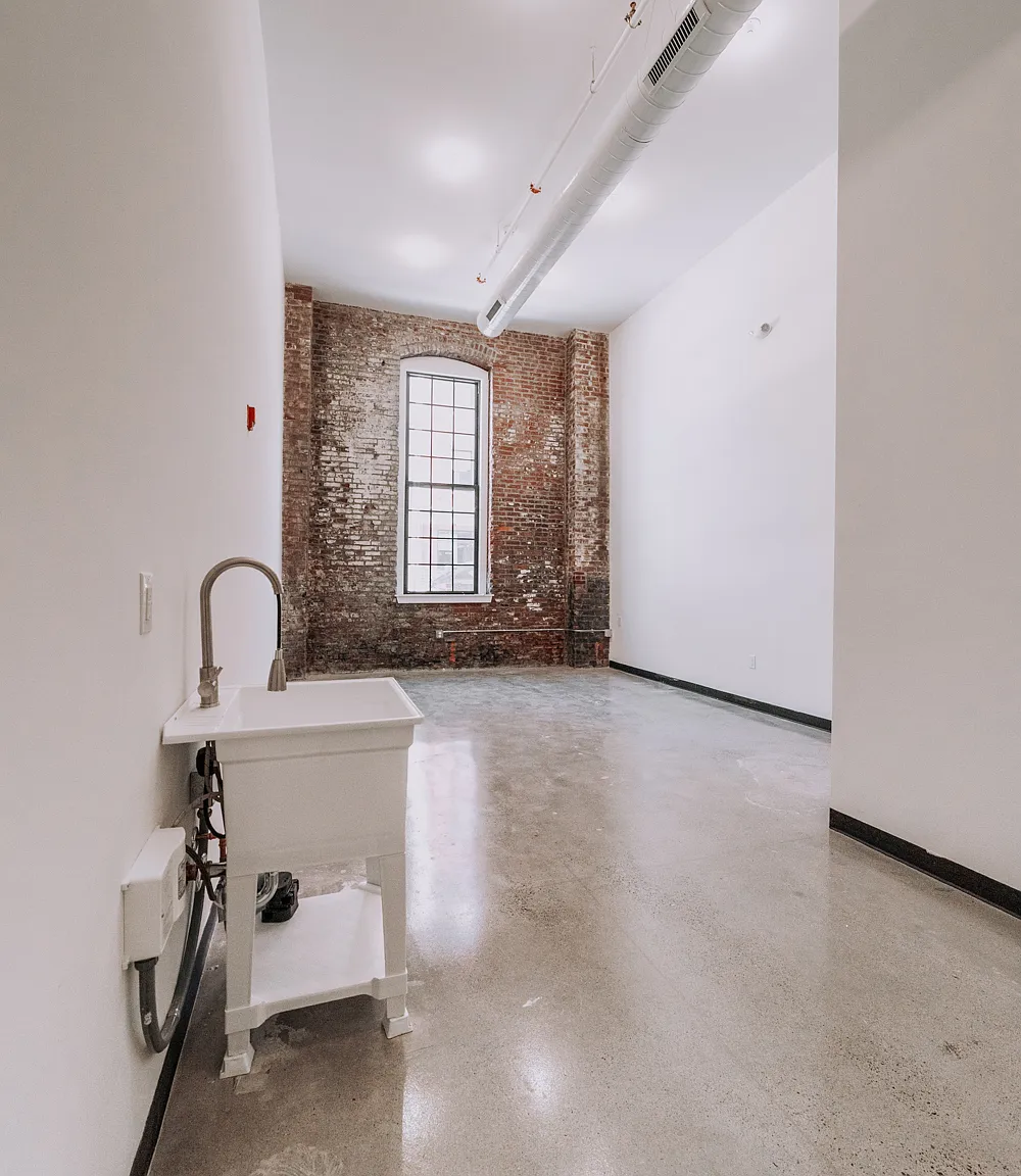 Carriage Car Lofts — Photo 4
