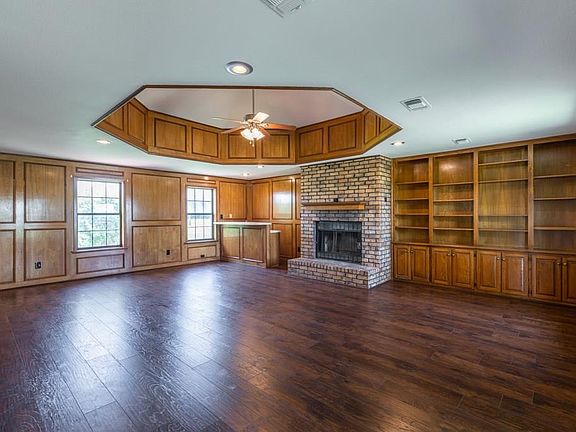 4th image of 4554 Wooldrige Ln