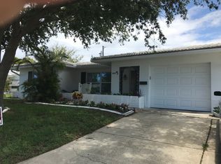 9283 140th Ln, Seminole, FL 33776