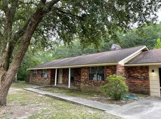 901 Monica Ln, Picayune, MS 39466