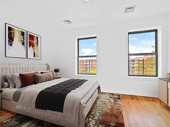 4th image of 267 W 134th St #3