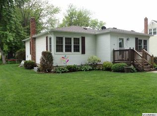 409 E Lyon St, Minneota, MN 56264