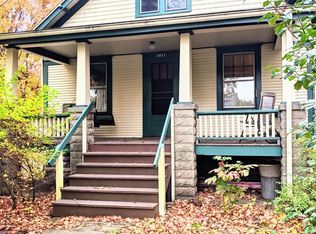 1011 W Vine St, Champaign, IL 61821