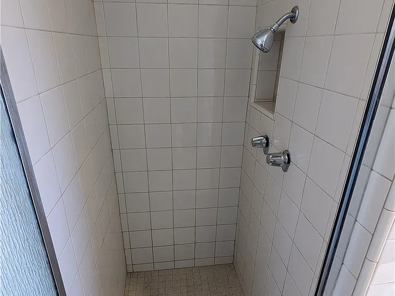 589 Fairview Ave — Photo 41