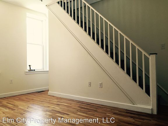 5th image of 2400 Carpenter St #2839372