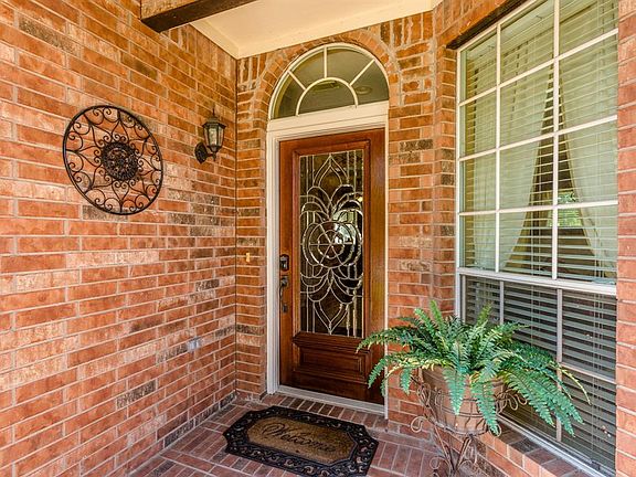 3rd image of 8039 Hidden Terrace Dr