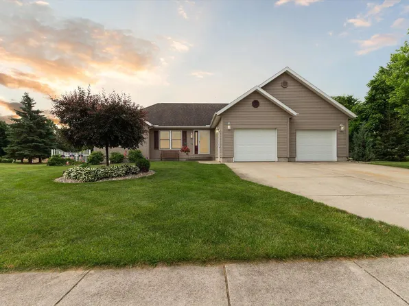 514 Westwind Ln, Ithaca, MI 48847