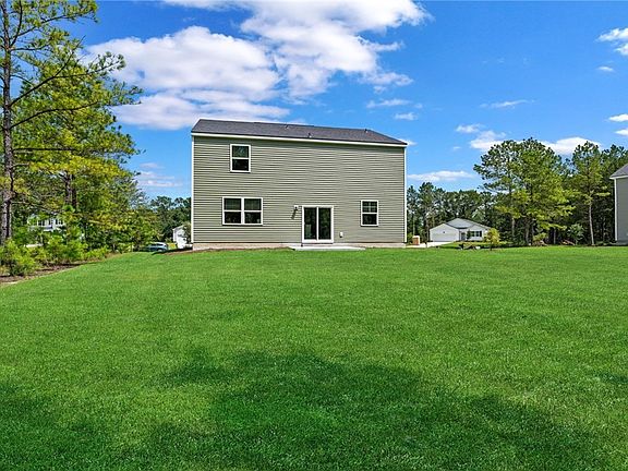 5th image of 296 Skylark Road