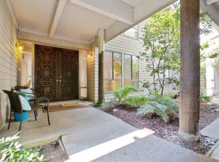 30 Mansion Ct, Menlo Park, CA 94025