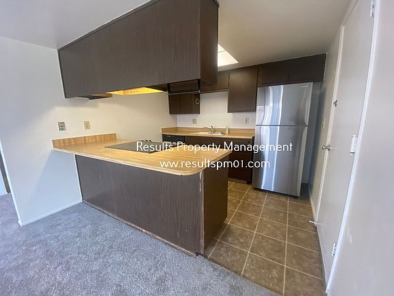 5th image of 7231 Castilian Ct