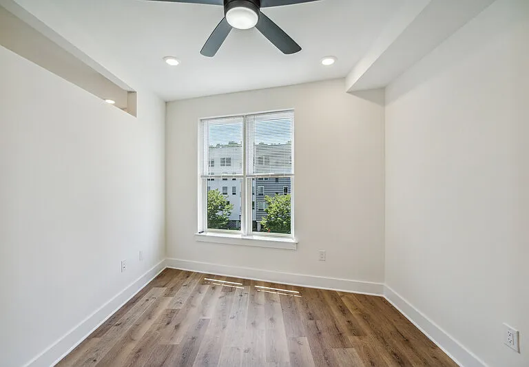 4328 Main St #2 — Photo 8