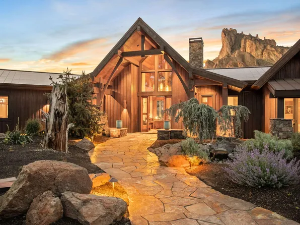 9455 NE Smith Rock Loop, Terrebonne, OR 97760