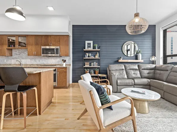 740 Portland Ave #909, Minneapolis, MN 55415