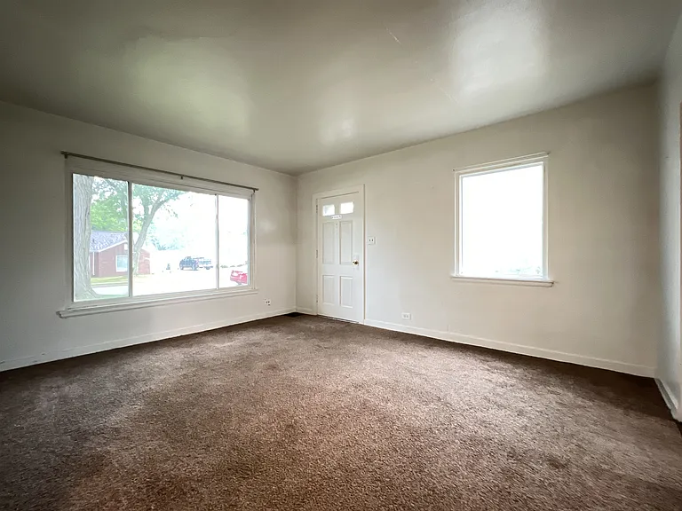 2030 Chaney Rd #1 — Photo 4