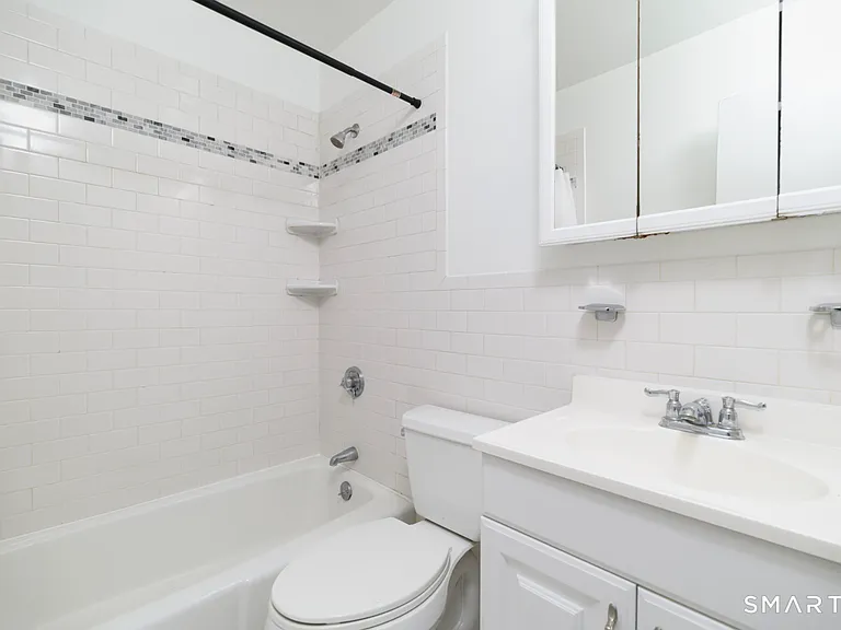 398 Courtland Ave #11 — Photo 11