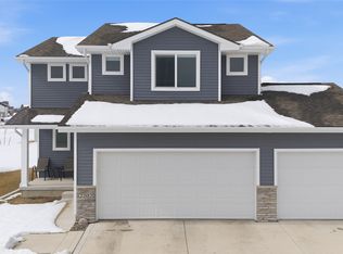 2202 26th Ave SW, Altoona, IA 50009