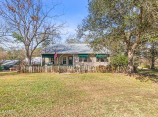 86 Hidden Hills Rd, Arnaudville, LA 70512