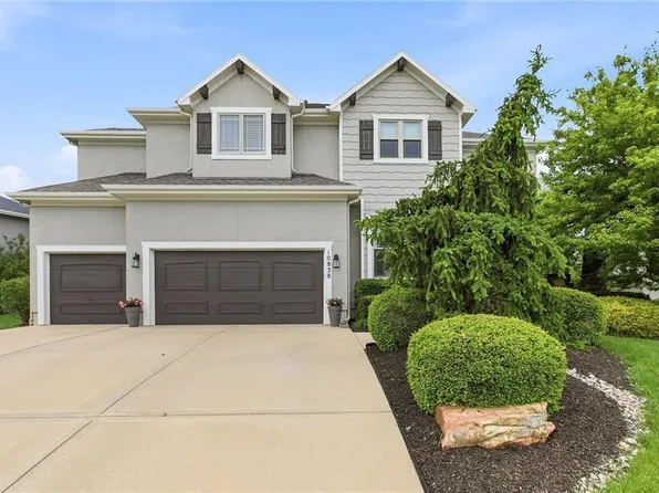 10838 S Carbondale St, Olathe, KS 66061