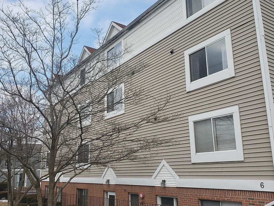 1st image of 6 Crown St APT 7