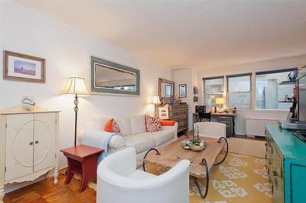 1st image of 120 4th Ave #3B
