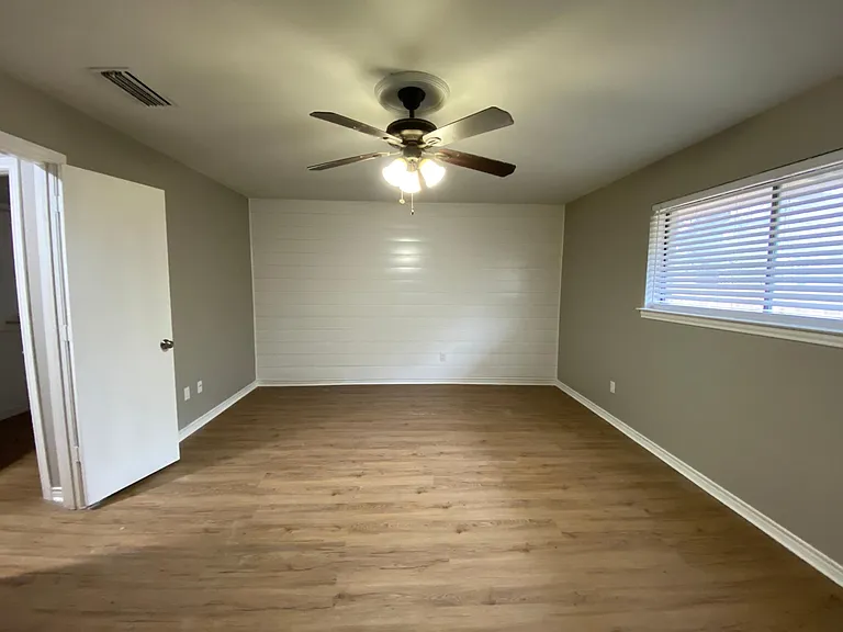 307 Wildwood Ln — Photo 6