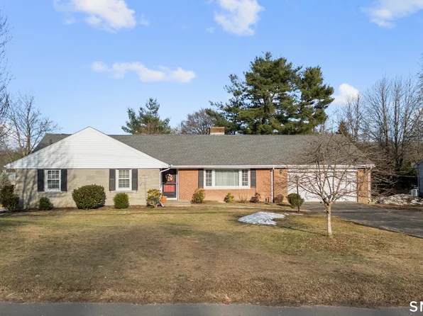 20 Ridgeview Drive, Farmington, CT 06032