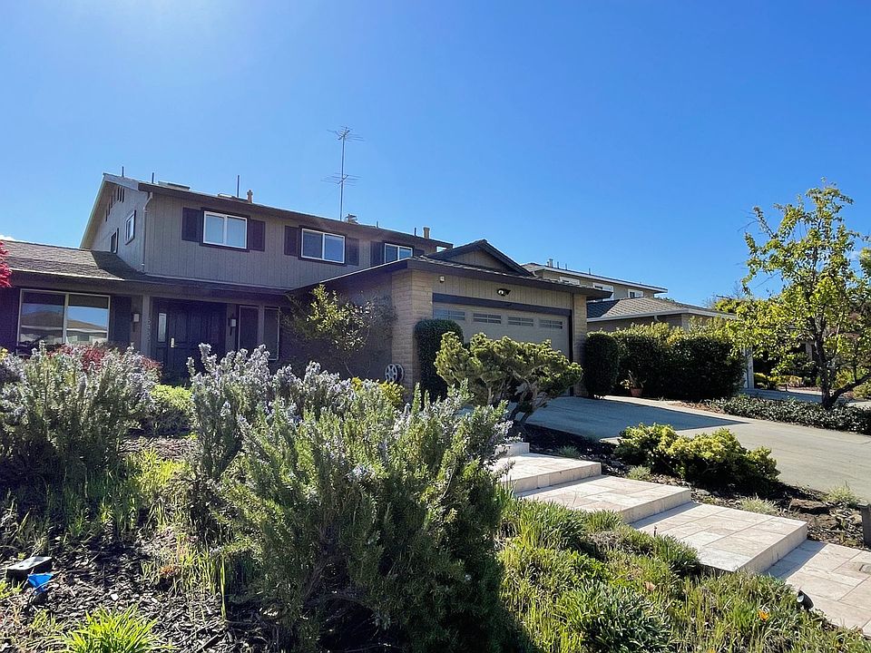 1st image of 5482 Kaveny Dr