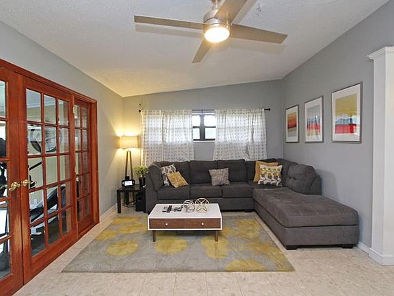5th image of 1588 Viburnum Ln