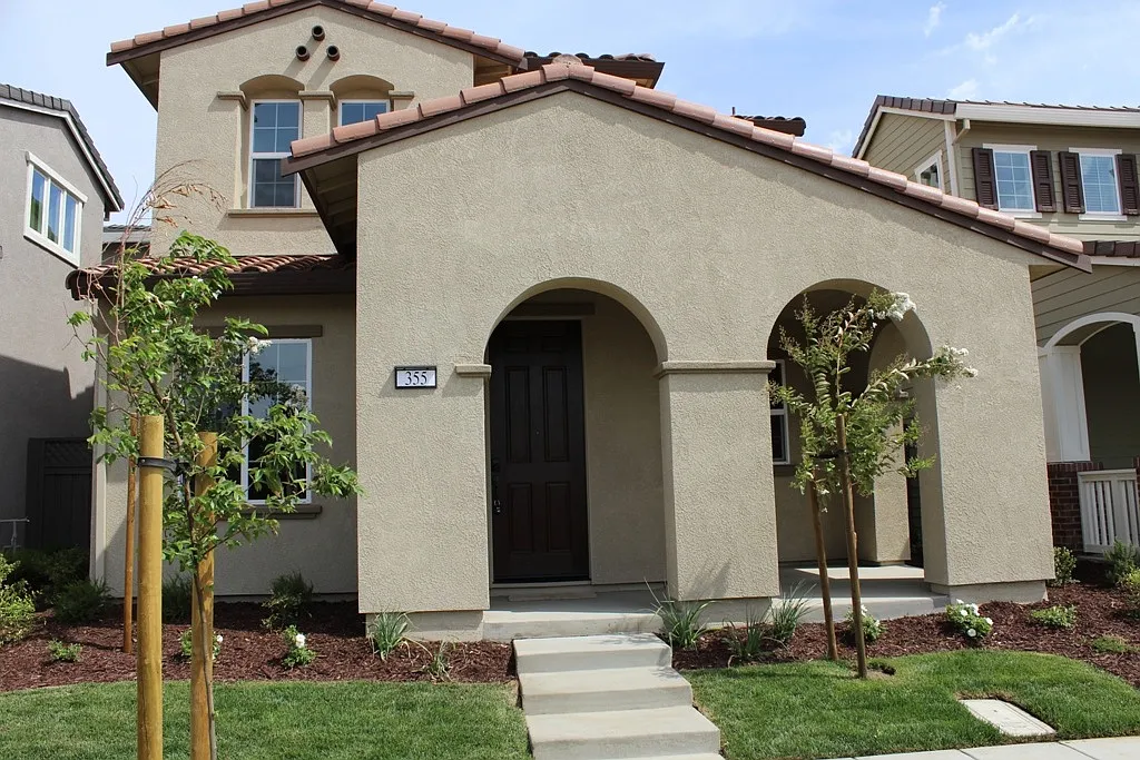 355 W Aventino Ave photo 1