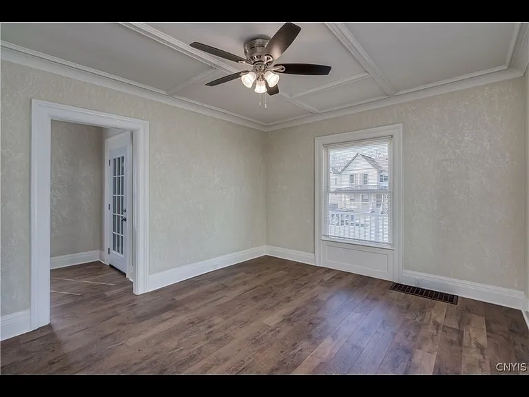 421 S Massey St — Photo 9