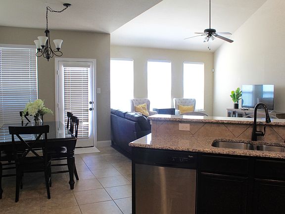 Kitchen/Family Room