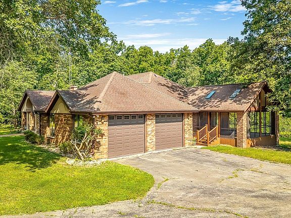 4th image of 2856 W Forest Rd