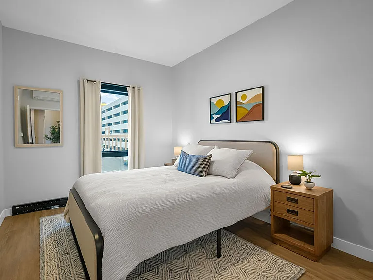 Urbane115 Apartments — Photo 4