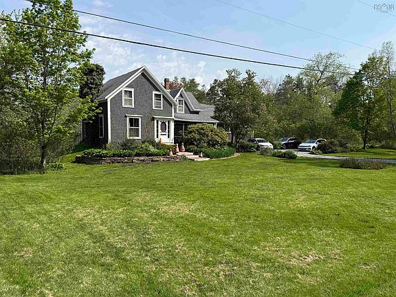 3rd image of 2328 Old Mill Rd S