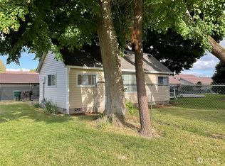 645 Peardale Ln, Longview, WA 98632