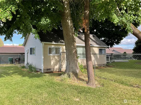 645 Peardale Lane, Longview, WA 98632
