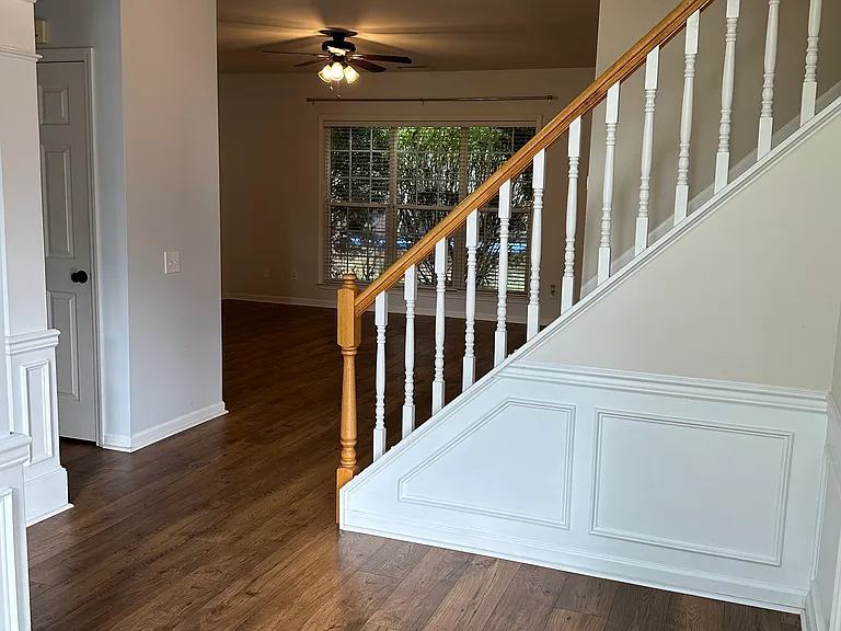 3936 Manor House Dr — Photo 3