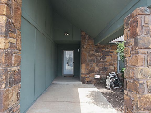 Covered Front porch