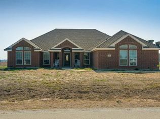 5401 Fogata Ln, Crowley, TX 76036