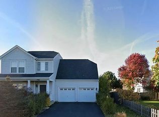 752 S Parkside Dr, Round Lake, IL 60073