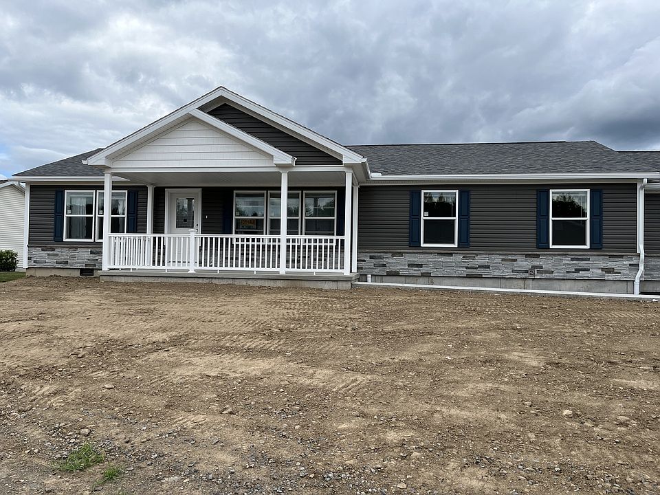 2nd image of 30 Hosta Ln #106