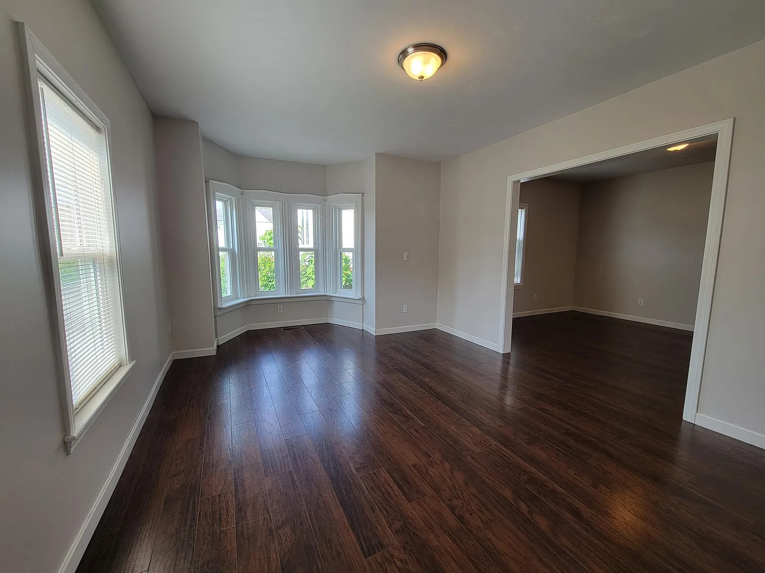 2 bed, 1200 sqft, $2,150 — Photo 4